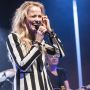 Heerlijk om @IlseDeLange voor ‚eigen’ publiek te zien staan! Ze had er plezier in #fb 