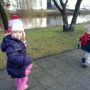 Wandelt naar school