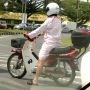Sinsin lagikkkk kakkk, kasi tinggi gik!! Tapi betis kitak kdak player ragbi kak oiii!!