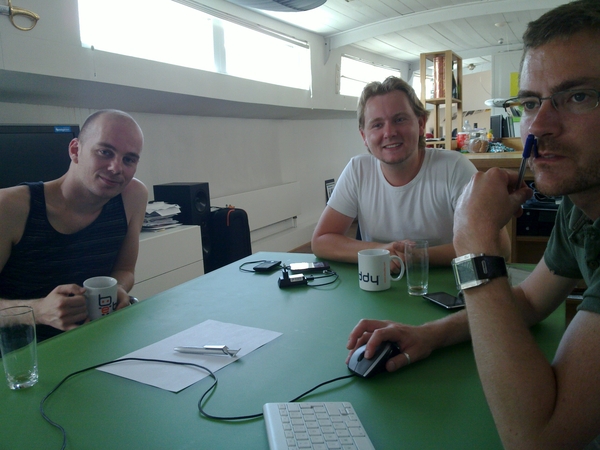 First official #scrum meeting in 31 degrees Celsius #mobyboat