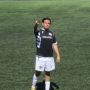 El Fútbol también lo juegan los  Gays...  

 @hiimandypandy
