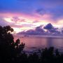 We verlaten ons treehouse met deze sunset. Nu op weg naar Kota Kinabalu met de grootste sunset op aarde. #Borneo 