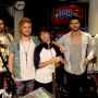Trek je Hawaii shirt maar aan, want we gaan zo feesten met @wetheGriswolds! Straks LIVE! #3FM